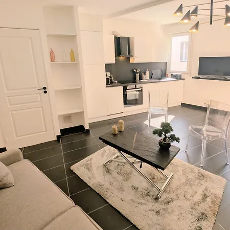 Apartment Ref Carnot3 By Palmes D Or
